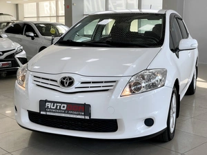 Хетчбэк Toyota Auris 2010 года, 887000 рублей, Солонцы