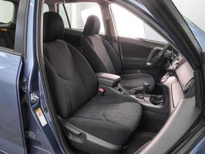 Внедорожник Toyota RAV4 2011 года, 1421000 рублей, Воронеж