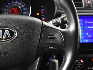 Седан Kia Rio 2014 года, 819100 рублей, Казань