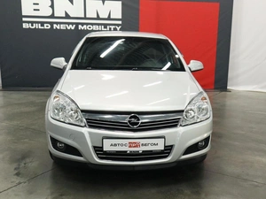 Седан Opel Astra 2011 года, 915000 рублей, Курск