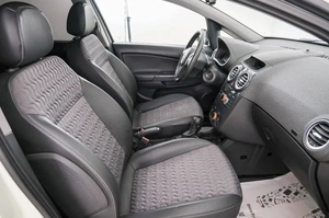 Хетчбэк Opel Corsa 2011 года, 719000 рублей, Красноярск