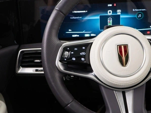 Внедорожник Hongqi E-HS9 2021 года, 4179050 рублей, Москва