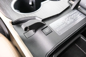 Внедорожник Toyota Land Cruiser 2021 года, 10399000 рублей, Красноярск