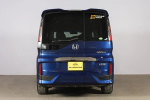 Минивэн Honda Stepwgn Spada 2015 года, 1899000 рублей, Новосибирск