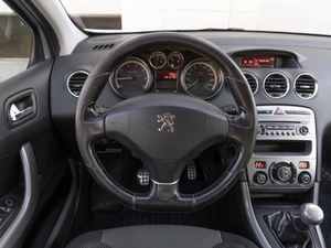Хетчбэк Peugeot 308 2011 года, 449000 рублей, Саратов
