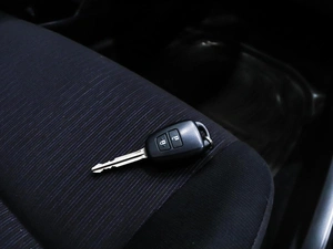 Универсал Toyota Corolla Fielder 2019 года, 1450000 рублей, Красноярск