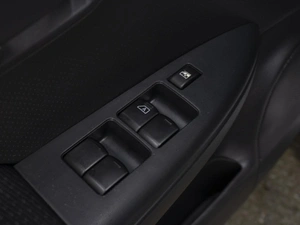 Хетчбэк Nissan Note 2012 года, 810000 рублей, Омск