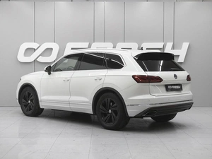 Внедорожник Volkswagen Touareg 2018 года, 4420000 рублей, Ростов-на-Дону