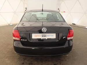 Седан Volkswagen Polo 2013 года, 1050000 рублей, Орёл