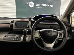 Минивэн Honda Freed 2012 года, 999000 рублей, Ачинск