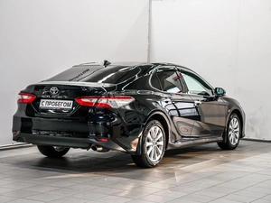 Седан Toyota Camry 2019 года, 2929000 рублей, Красноярск