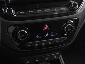 Седан Hyundai Solaris 2020 года, 1679000 рублей, Тюмень