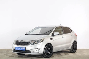 Хетчбэк Kia Rio 2013 года, 899000 рублей, Тюмень