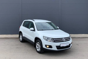 Внедорожник Volkswagen Tiguan 2015 года, 1395000 рублей, Солонцы