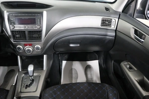 Внедорожник Subaru Forester 2010 года, 1329000 рублей, Омск