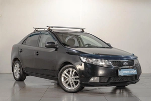 Седан Kia Cerato 2010 года, 749000 рублей, Челябинск