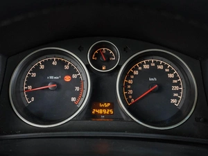 Седан Opel Astra 2008 года, 579000 рублей, Воронеж