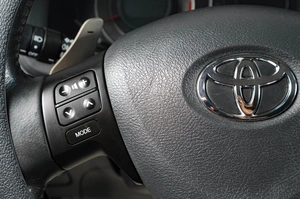 Седан Toyota Corolla 2006 года, 849000 рублей, Тюмень