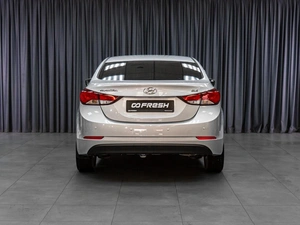 Седан Hyundai Elantra 2015 года, 1149000 рублей, Тюмень