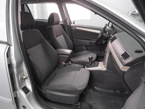 Универсал Opel Astra 2009 года, 559000 рублей, Воронеж