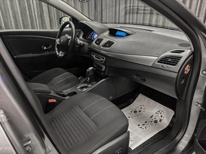 Седан Renault Fluence 2016 года, 829000 рублей, Красноярск