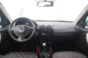 Хэтчбек Renault Sandero 2011 года, 735000 рублей, Орёл
