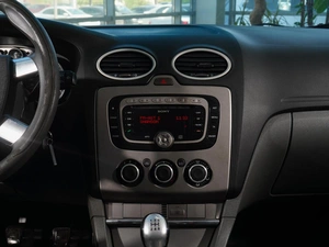 Седан Ford Focus 2009 года, 530111 рублей, Тверь