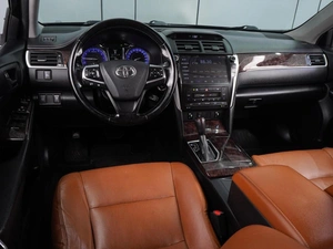 Седан Toyota Camry 2016 года, 2019040 рублей, Воронеж