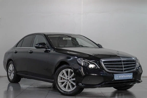 Седан Mercedes-benz E-класс 2019 года, 1899000 рублей, Челябинск