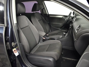 Хетчбэк Volkswagen Golf 2012 года, 973200 рублей, Казань