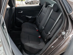 Седан Kia Rio 2017 года, 1380000 рублей, Краснодар