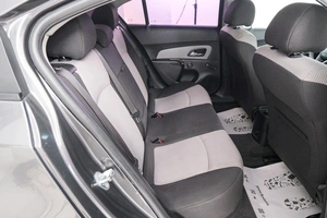 Седан Chevrolet Cruze 2011 года, 779000 рублей, Красноярск