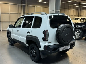 Внедорожник ВАЗ (LADA) Niva Travel 2022 года, 1057000 рублей, Красноярск
