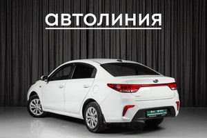 Седан Kia Rio 2018 года, 855000 рублей, Красноярск