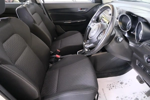 Хетчбэк Suzuki Swift 2018 года, 1189000 рублей, Омск