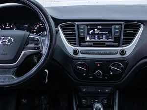 Седан Hyundai Solaris 2018 года, 1049000 рублей, Петрозаводск