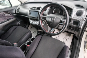 Минивэн Honda Stream 2008 года, 949000 рублей, Красноярск