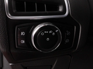 Хетчбэк Ford Focus 2012 года, 940000 рублей, Минеральные Воды