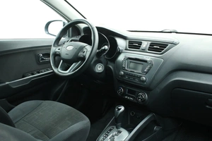 Седан Kia Rio 2012 года, 970000 рублей, Красноярск