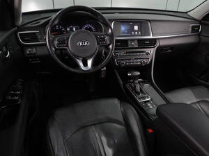Седан Kia Optima 2017 года, 1749000 рублей, Воронеж