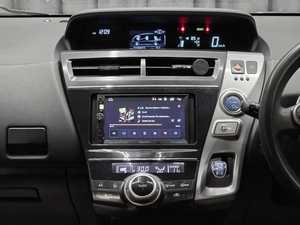 Универсал Toyota Prius Alpha 2015 года, 1300000 рублей, Красноярск