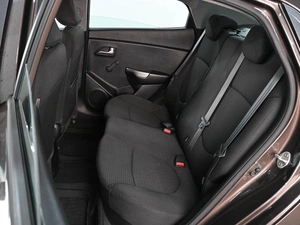 Седан Kia Rio 2016 года, 1239000 рублей, Ростов-на-Дону