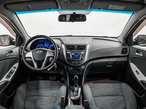 Седан Hyundai Solaris 2016 года, 1200000 рублей, Красноярск