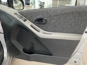 Хетчбэк Toyota Vitz 2009 года, 587000 рублей, Солонцы