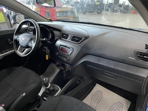 Хетчбэк Kia Rio 2013 года, 787000 рублей, Солонцы
