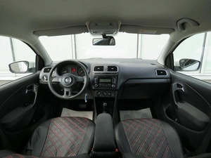 Седан Volkswagen Polo 2012 года, 930000 рублей, Брянск