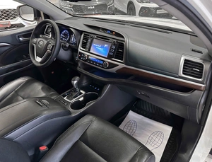 Внедорожник Toyota Highlander 2014 года, 2850000 рублей, Красноярск