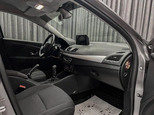 Седан Renault Fluence 2011 года, 559000 рублей, Красноярск