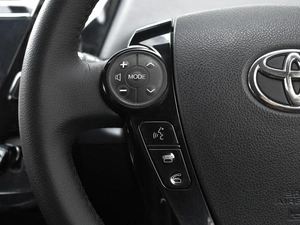 Универсал Toyota Prius Alpha 2015 года, 2020000 рублей, Краснодар