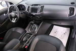 Внедорожник Kia Sportage 2013 года, 1399000 рублей, Омск